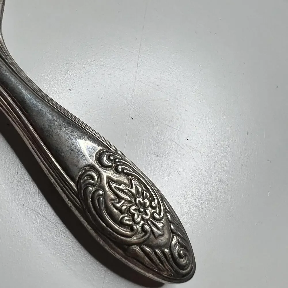 Vintage‎ Silver Tone Hair Brush Ornate Floral Handle Vanity Grooming Decor